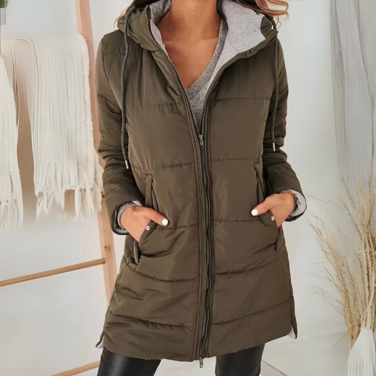 Averly™ | Lightweight Hooded Down Jacket